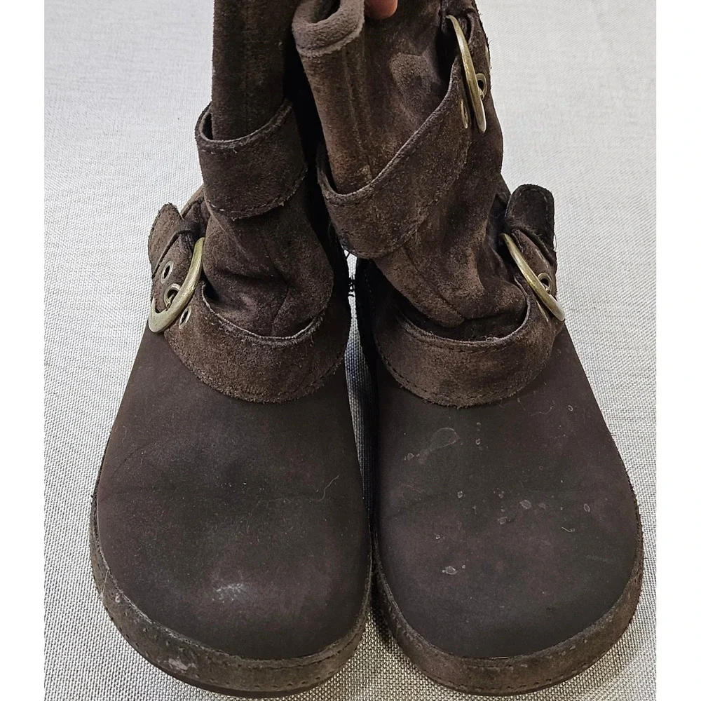 CROCS good used